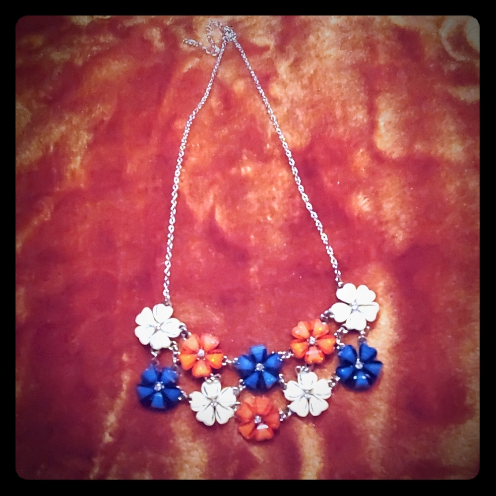 Flower Necklase